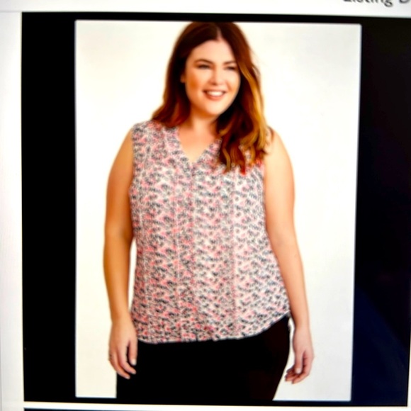 Torrid Heart sleeveless blouse Womens 3 pleated ruffles button down Top sheer - Picture 2 of 11